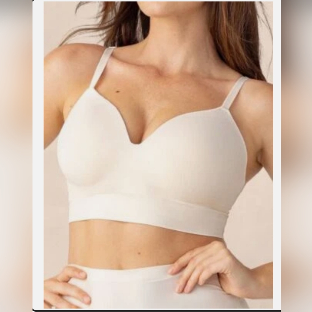 Shapermint  Truekind BNWT  Supportive Comfort Wireless Shaping Bra - CHAI M+